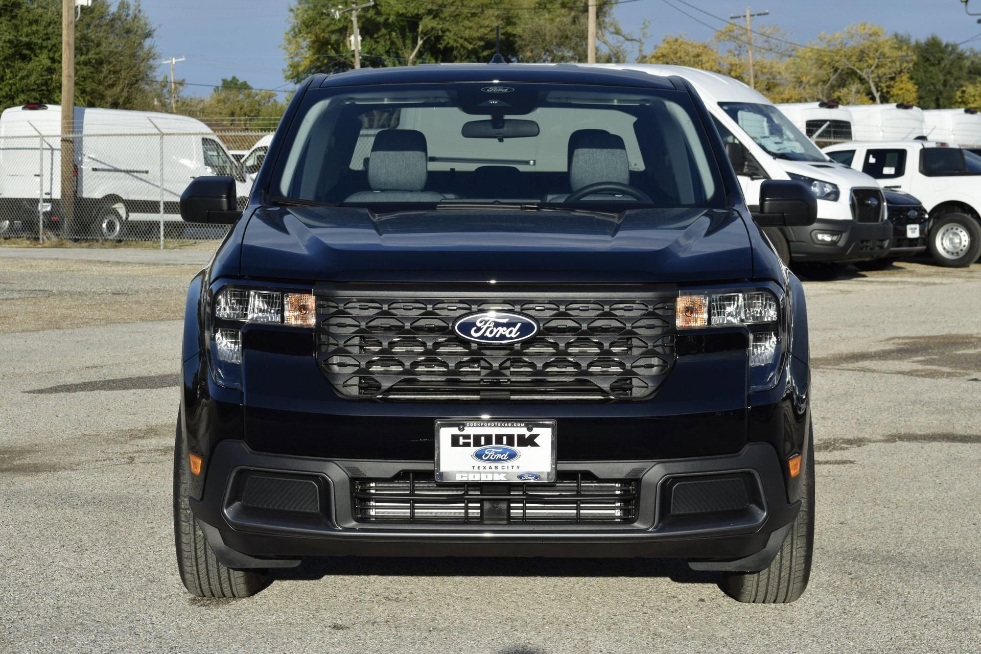 New 2026 Ford Maverick XLT image 2