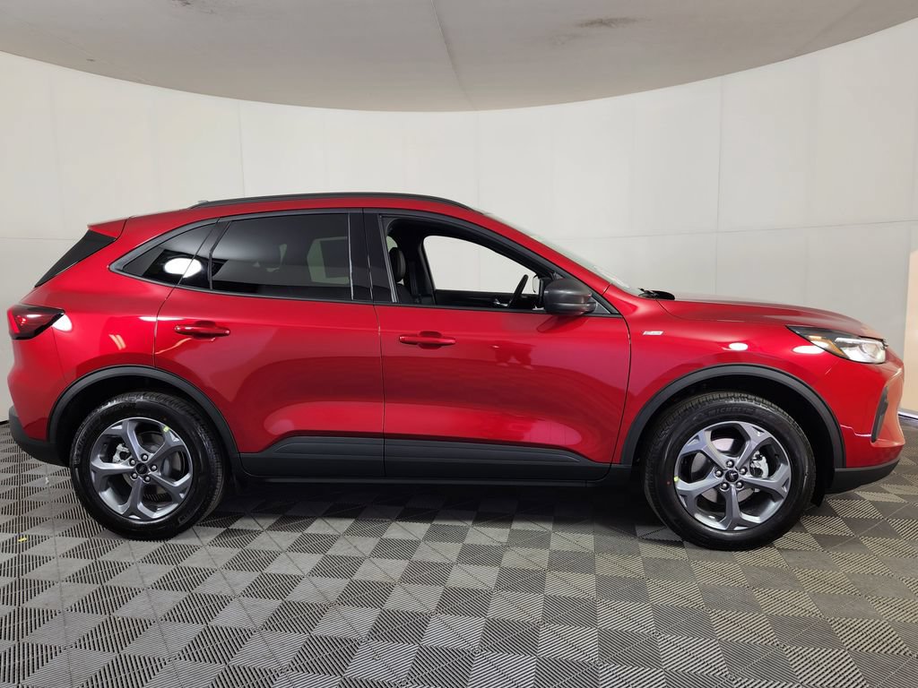 New 2026 Ford Escape ST-Line w/ Tech Pack #1 AWD/4WD image 8
