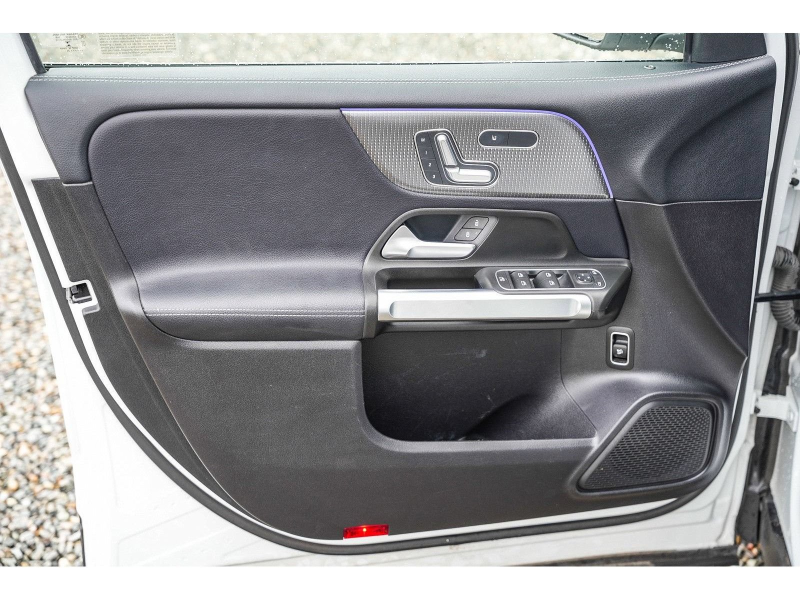 Used 2021 Mercedes-Benz GLB 250 4MATIC image 19