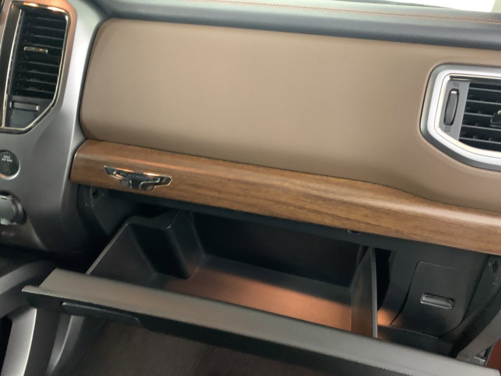 Used 2018 Nissan Titan Platinum Reserve w/ Platinum Utility Package image 41