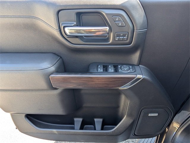 Used 2019 GMC Sierra 1500 SLT w/ SLT Premium Plus Package image 32