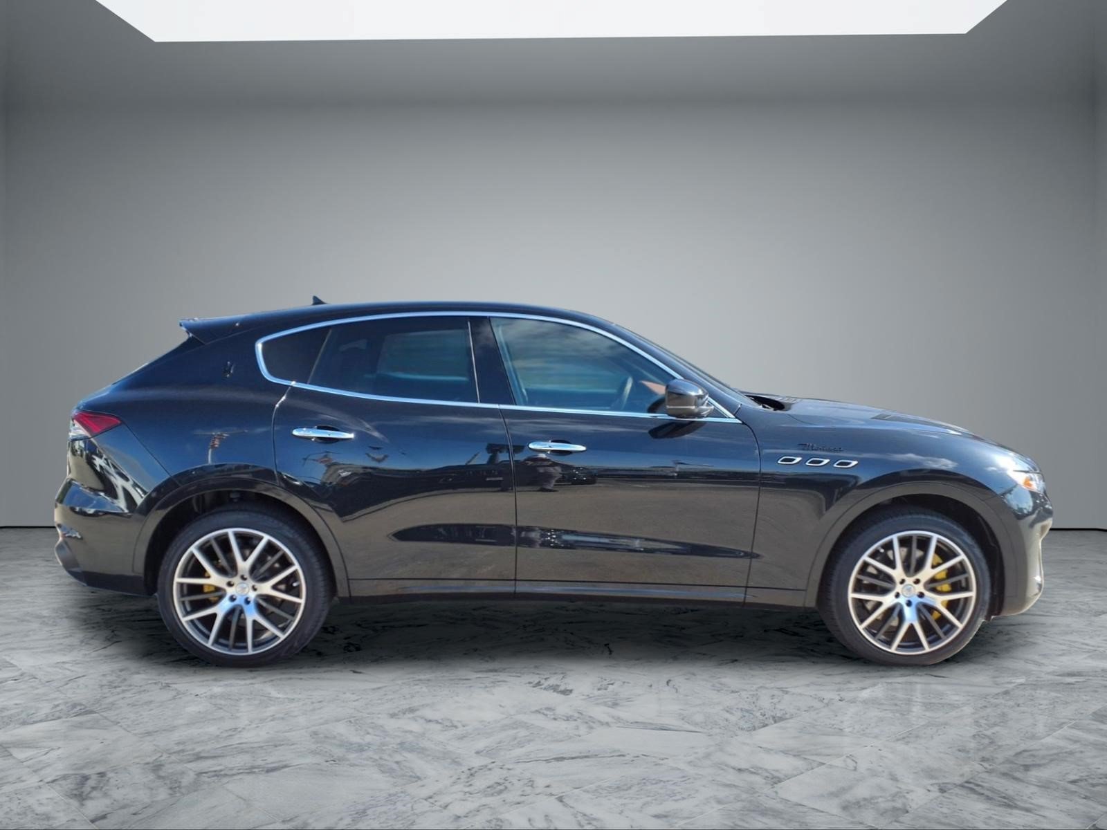Used 2022 Maserati Levante Modena AWD/4WD image 8