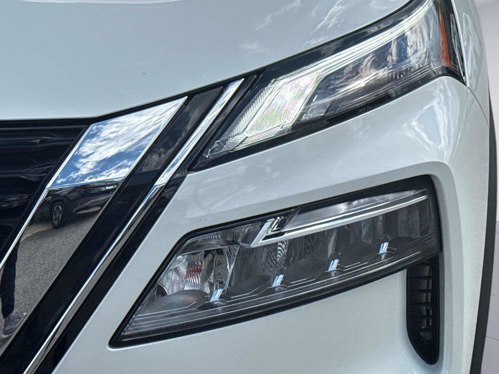 Used 2023 Nissan Rogue SL w/ SL Premium Package FWD image 10