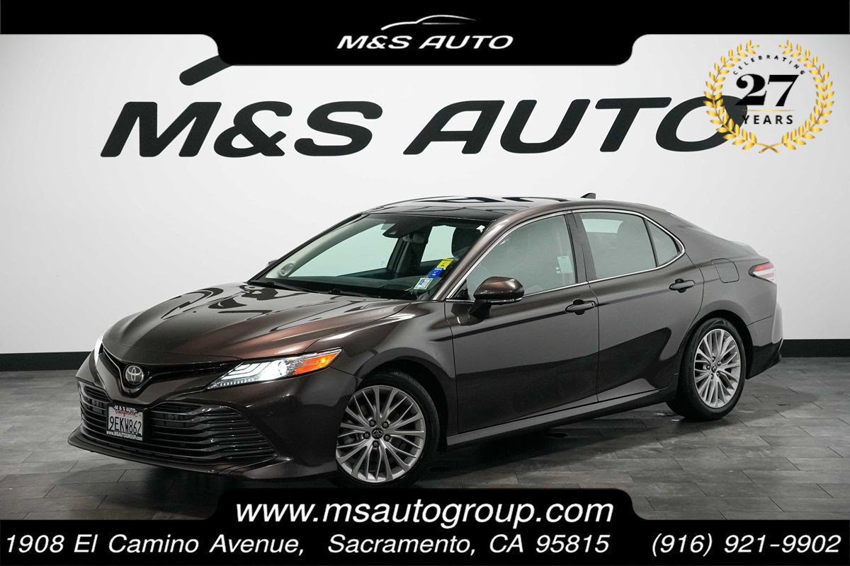 Used 2019 Toyota Camry XLE FWD image 1