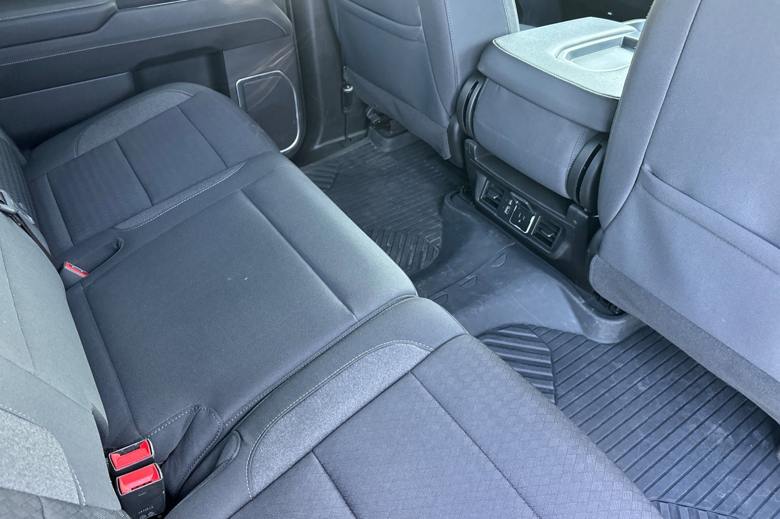 Used 2023 Chevrolet Silverado 1500 LT Trail Boss w/ Protection Package image 18