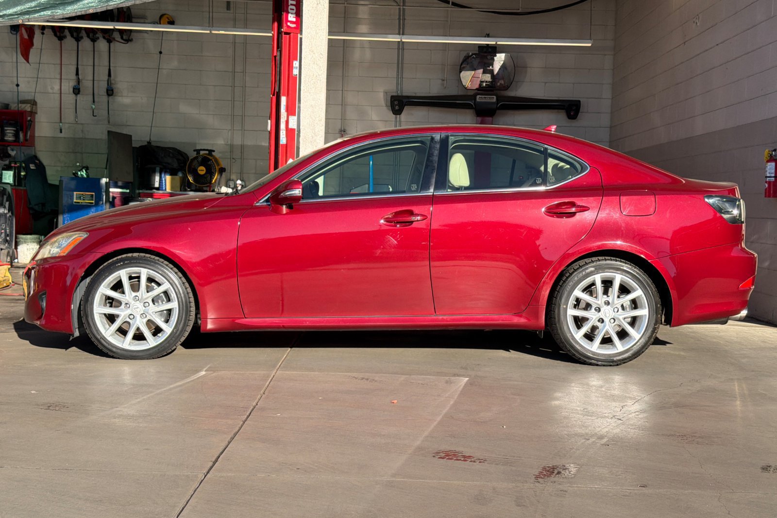 Used 2012 Lexus IS 250 w/ Premium Pkg Value Edition RWD image 7