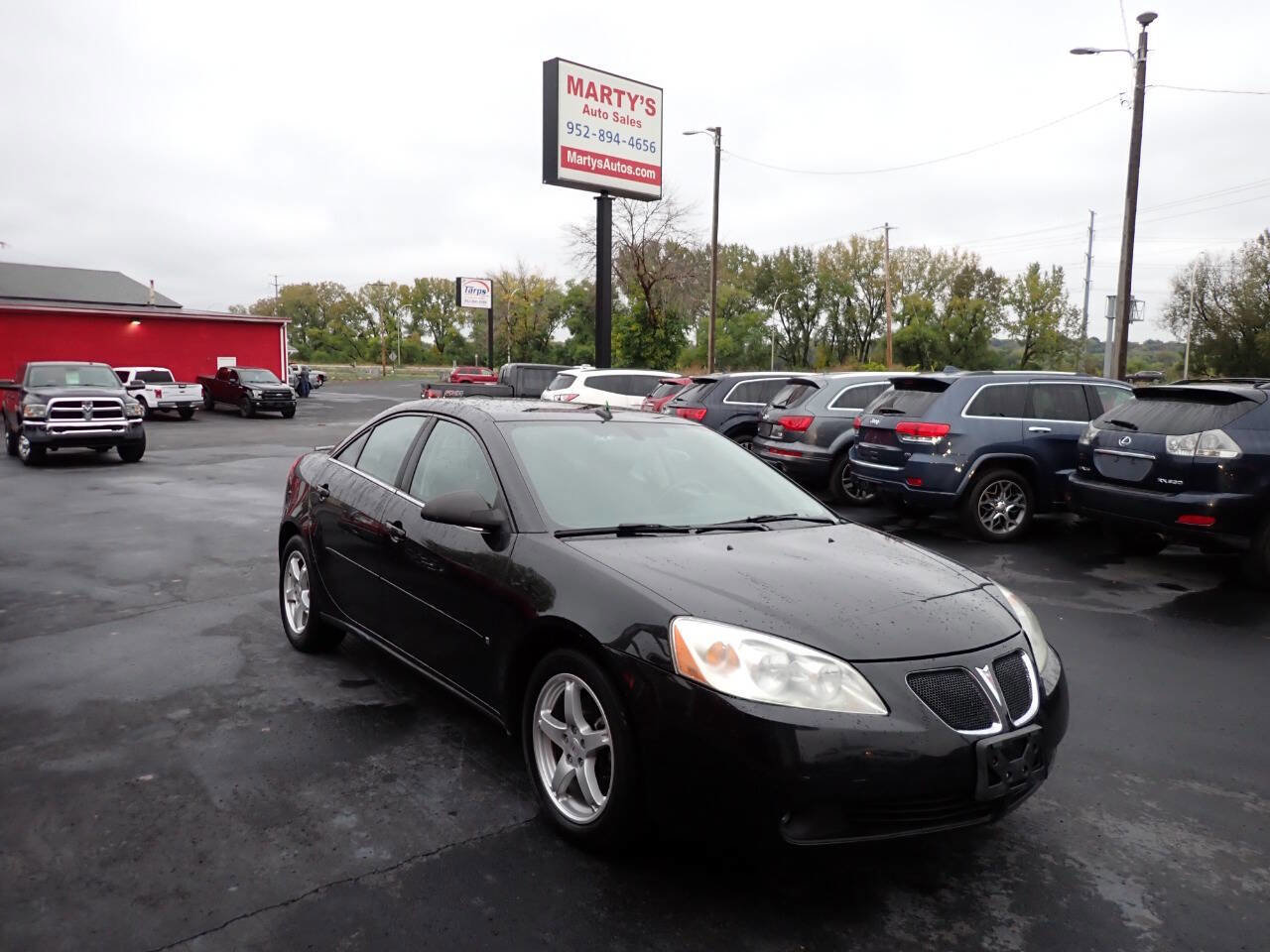 Used 2009 Pontiac G6 Sedan w/ Sport Package 2