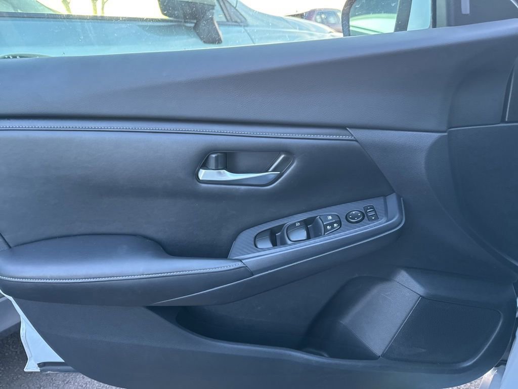 Used 2020 Nissan Sentra S image 9