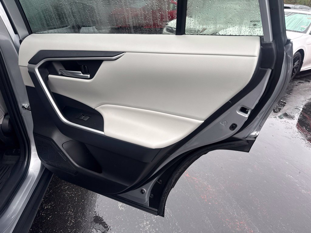 Certified 2025 Toyota RAV4 XLE w/ Convenience Package AWD/4WD image 19