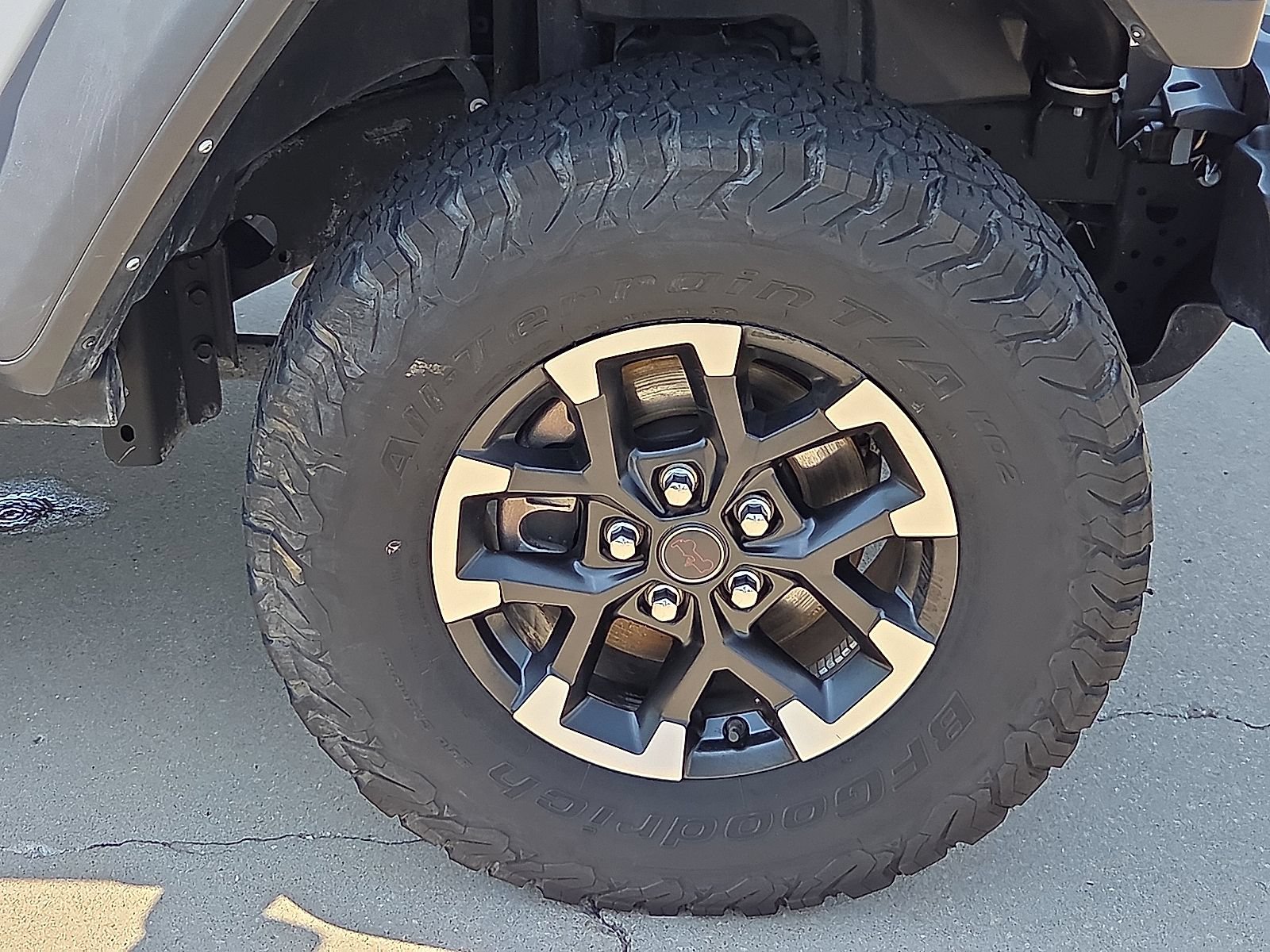 Used 2025 Jeep Wrangler Unlimited Rubicon AWD/4WD image 7