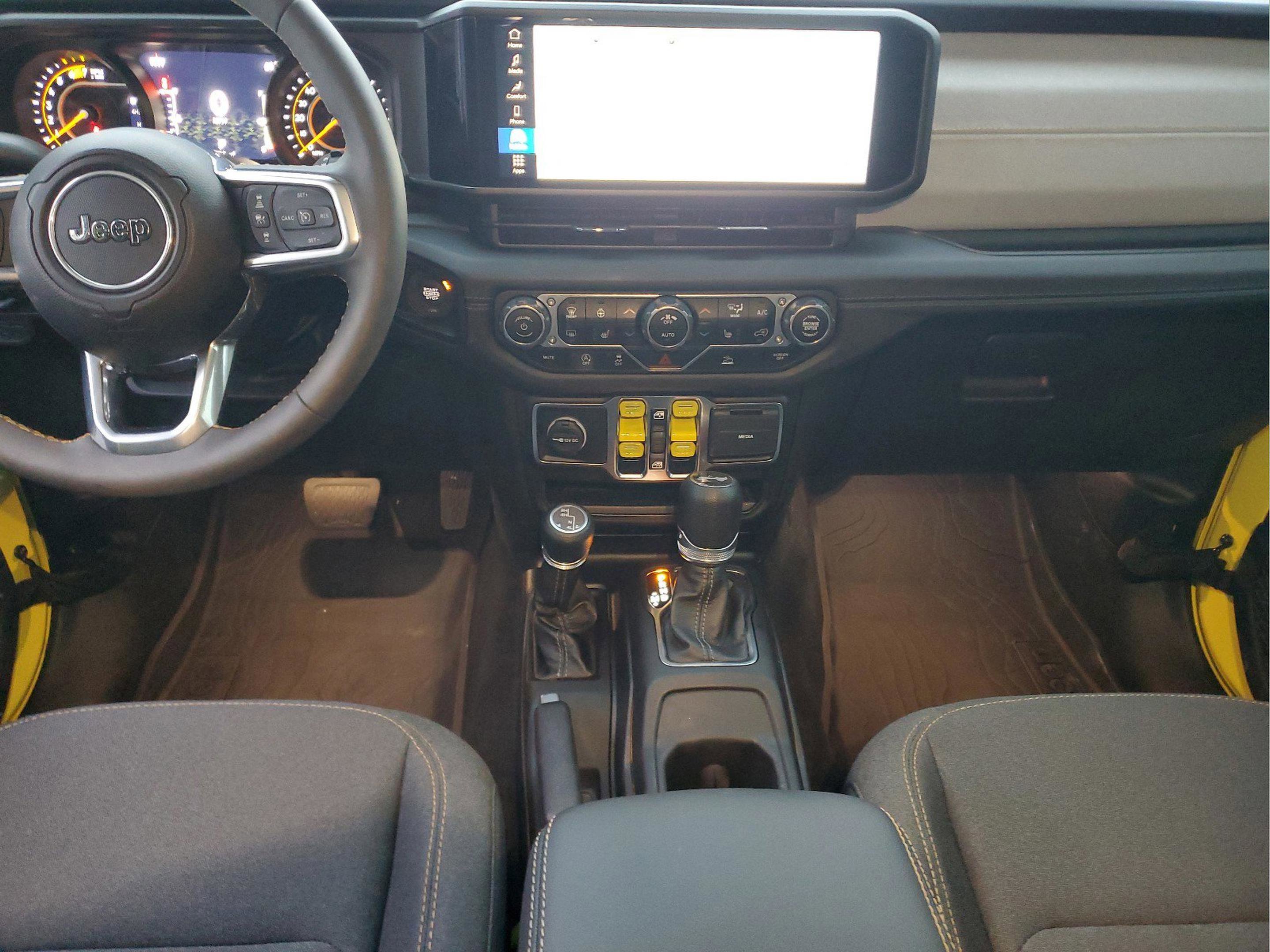 Certified 2024 Jeep Wrangler Sahara image 12