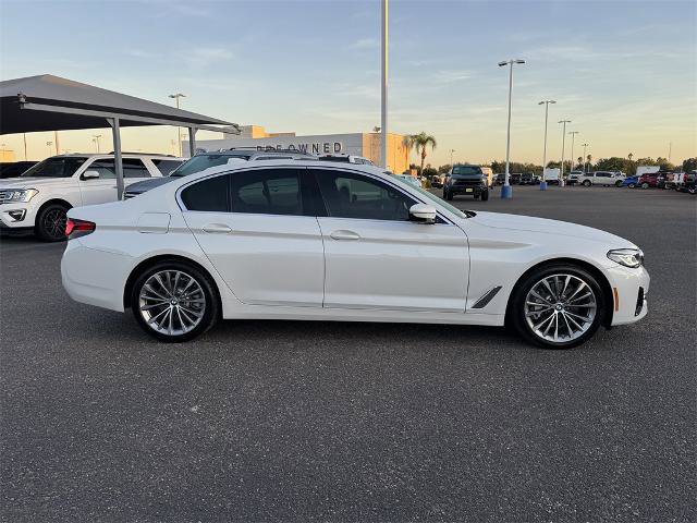 Used 2021 BMW 530i w/ Executive Package image 2