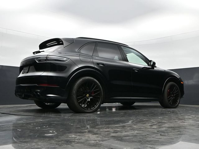 Used 2023 Porsche Cayenne GTS AWD/4WD image 35