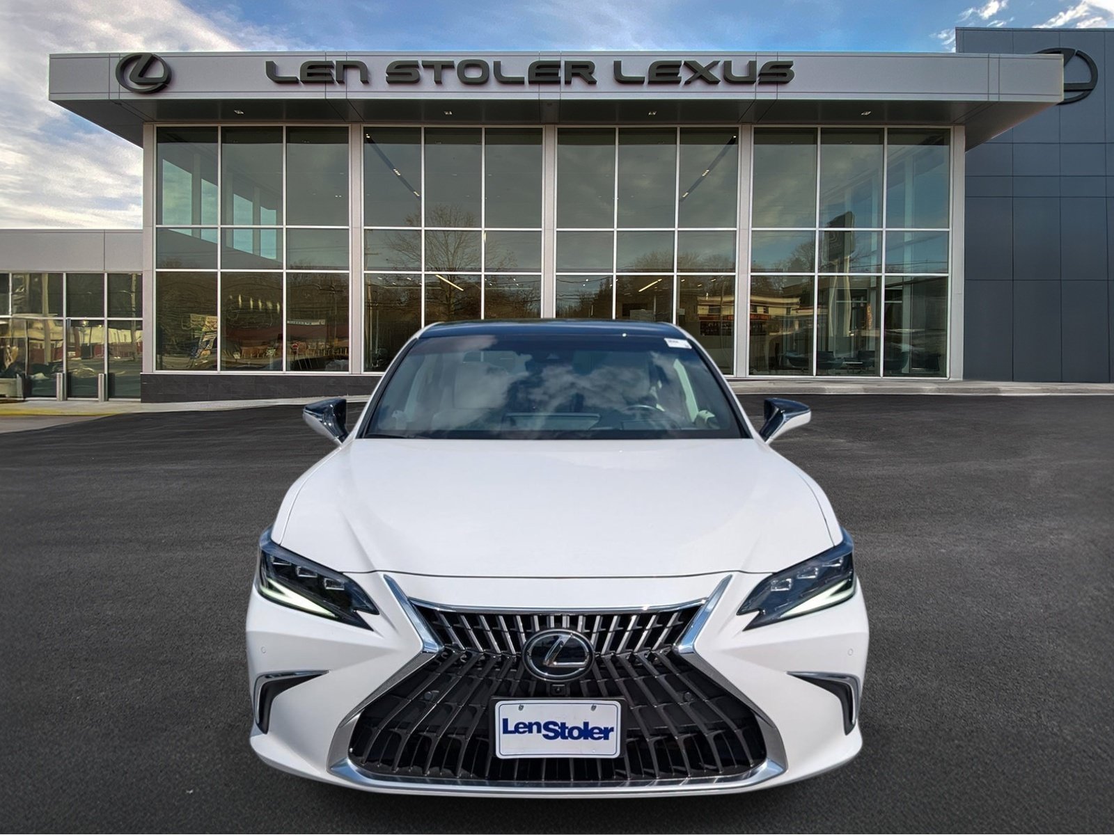 Certified 2025 Lexus ES 350 Ultra Luxury w/ Accessory Package (Z1) FWD image 8