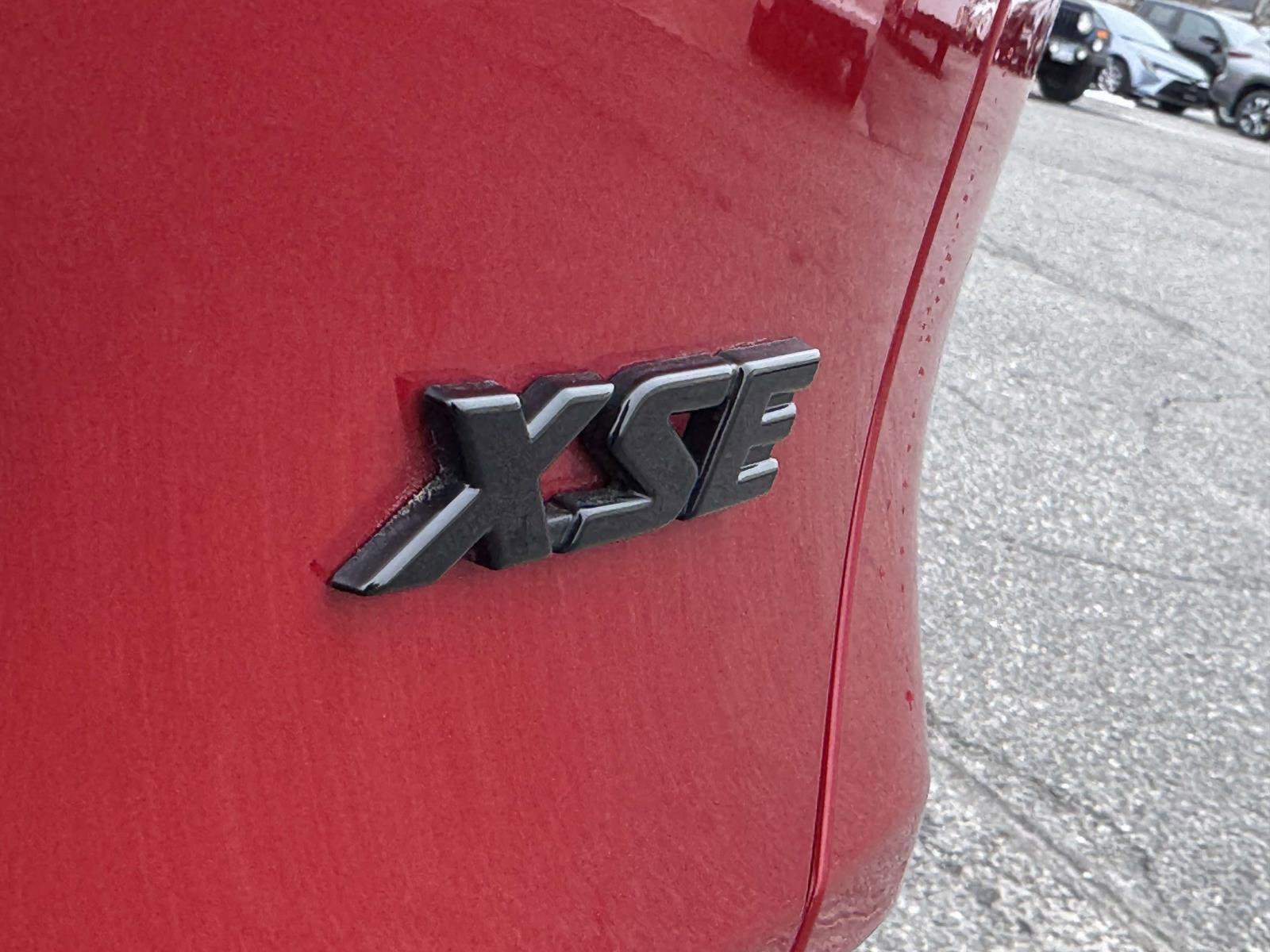 Used 2024 Toyota RAV4 XSE w/ Premium Package image 10