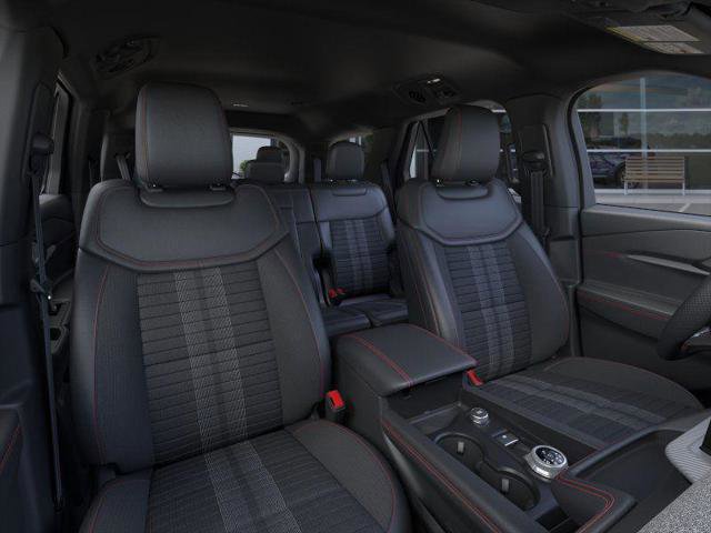 New 2026 Ford Explorer ST-Line w/ ST-Line Street Pack AWD/4WD image 10