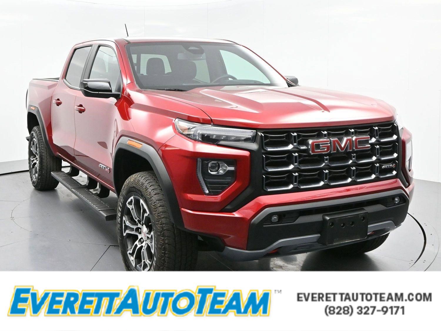 Used 2024 GMC Canyon AT4 w/ Canyon Safety Plus Package AWD/4WD image 1