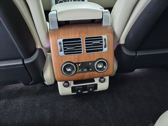 Used 2018 Land Rover Range Rover HSE AWD/4WD image 19