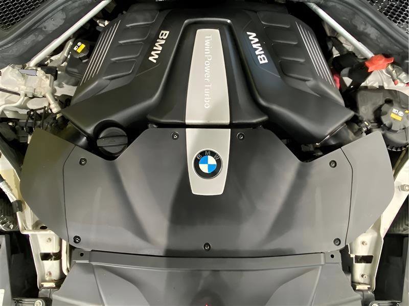 Used 2017 BMW X5 xDrive50i image 29