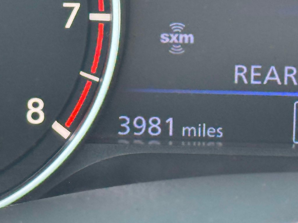 Used 2025 Nissan Altima 2.5 SV FWD image 25