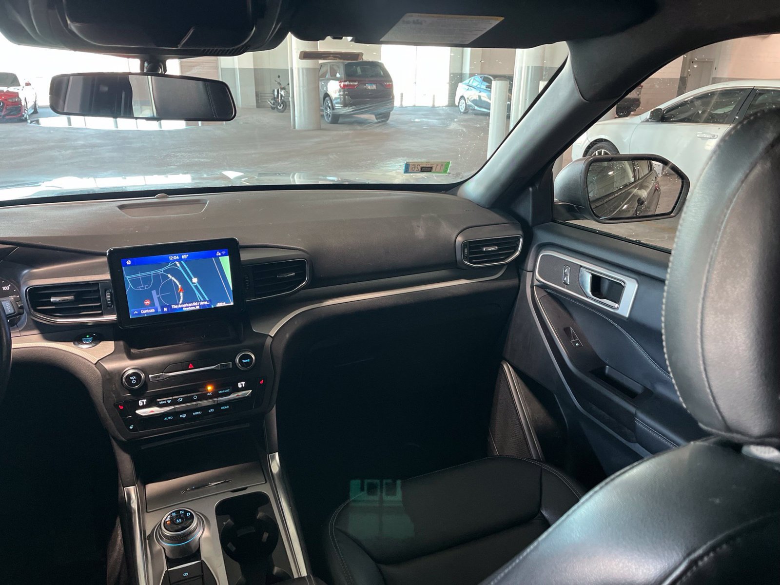 Used 2020 Ford Explorer XLT w/ Equipment Group 202A AWD/4WD image 39