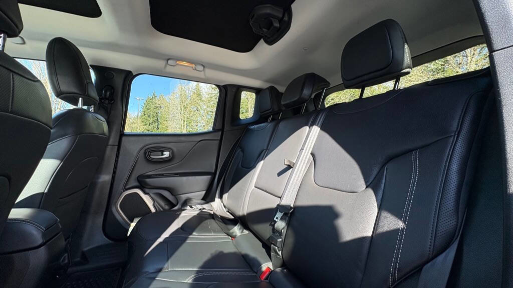 Used 2015 Jeep Renegade Limited AWD/4WD image 15