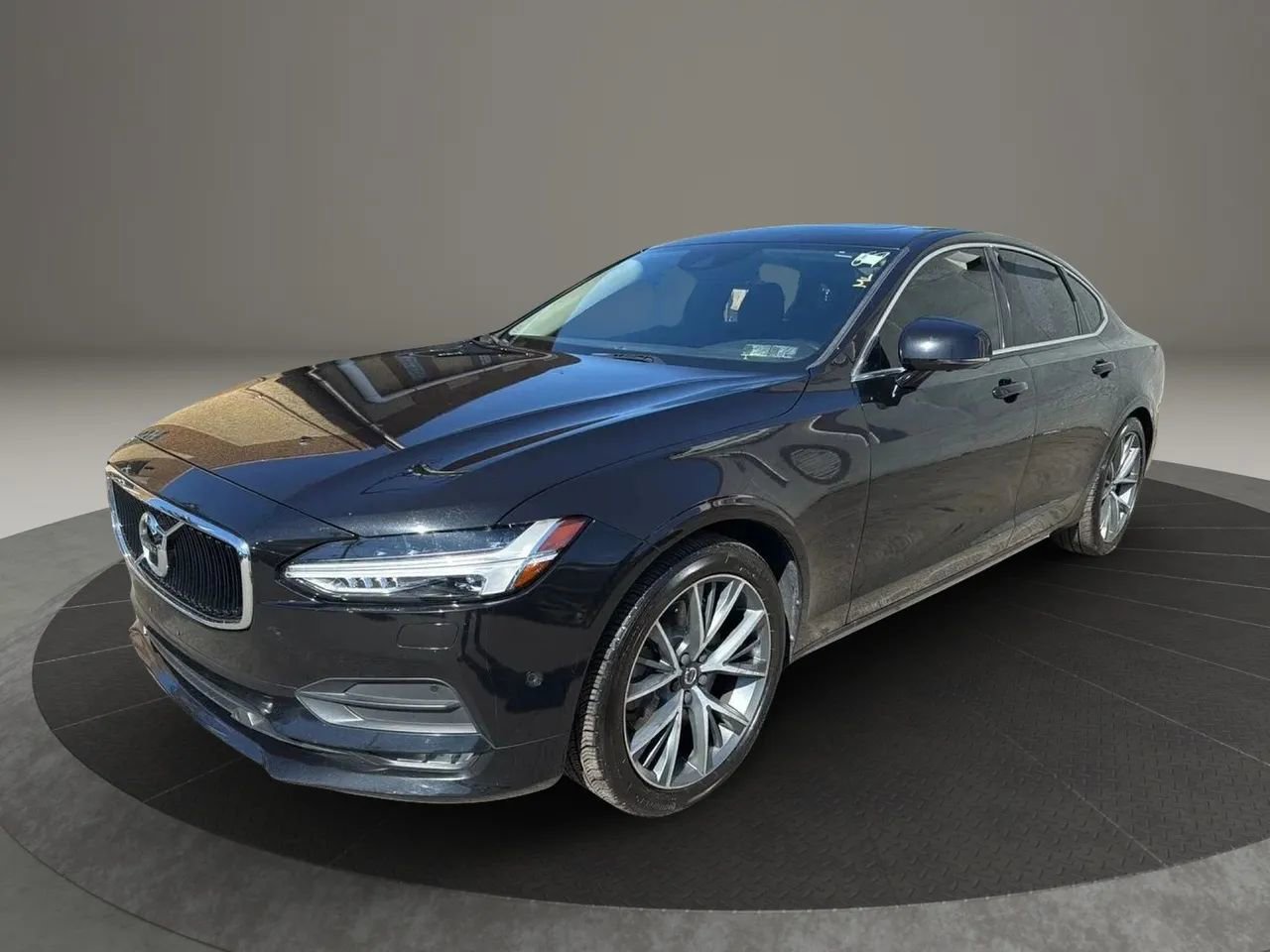 Used 2017 Volvo S90 T6 Momentum w/ Vision Package