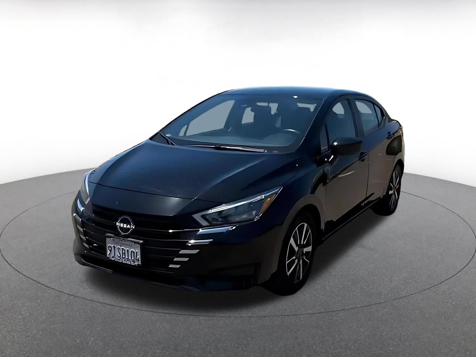 Used 2025 Nissan Versa SV FWD image 6
