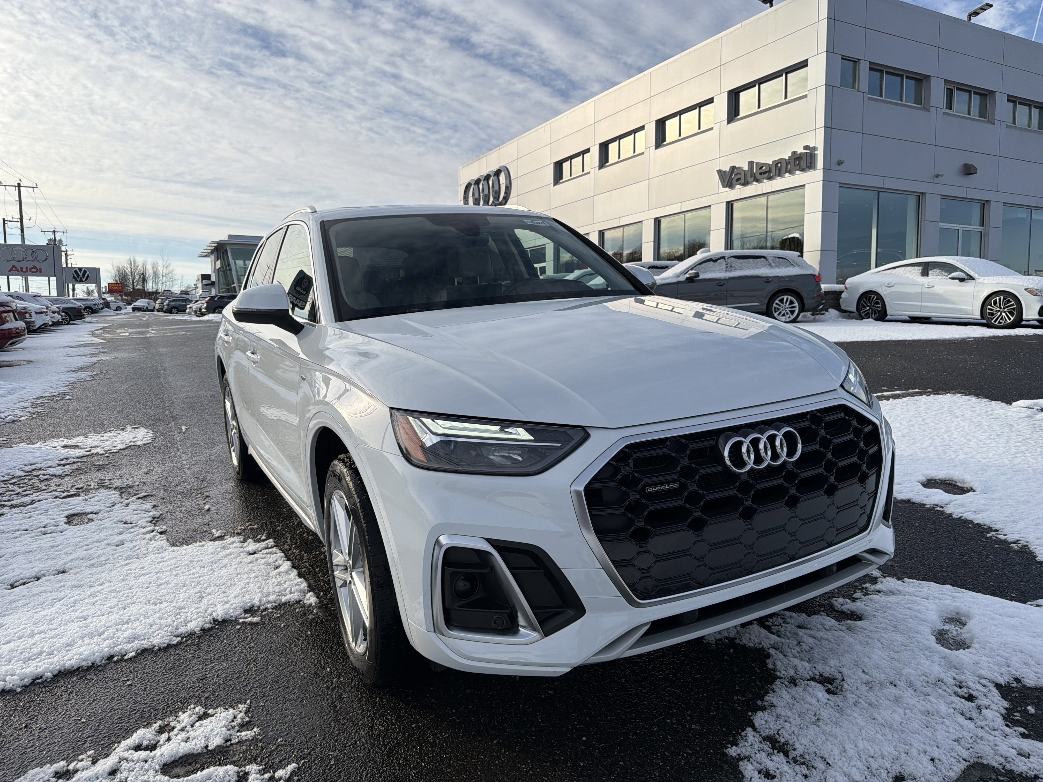 Certified 2024 Audi Q5 e Premium
