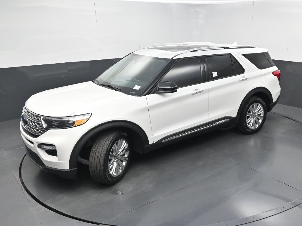 Used 2022 Ford Explorer Limited w/ Equipment Group 301A AWD/4WD image 35