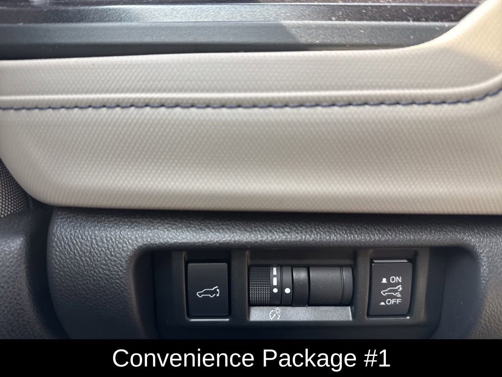 Used 2025 Subaru Forester Premium w/ Convenience Package #1 AWD/4WD image 16