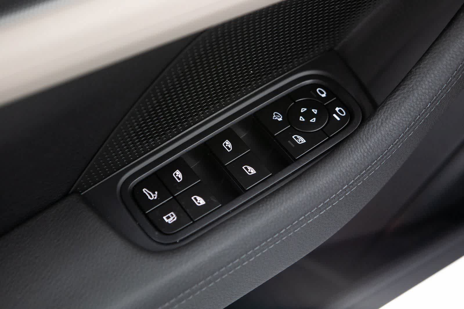 New 2026 Porsche Panamera 4 AWD/4WD image 18