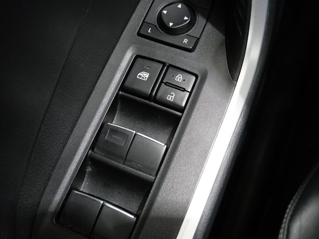 Used 2021 Toyota RAV4 Limited AWD/4WD image 14