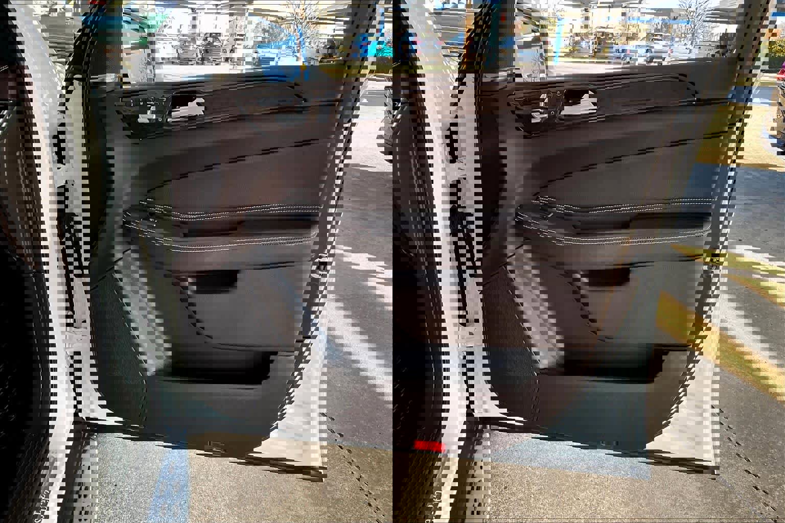 Used 2019 Mercedes-Benz GLS 450 4MATIC image 23