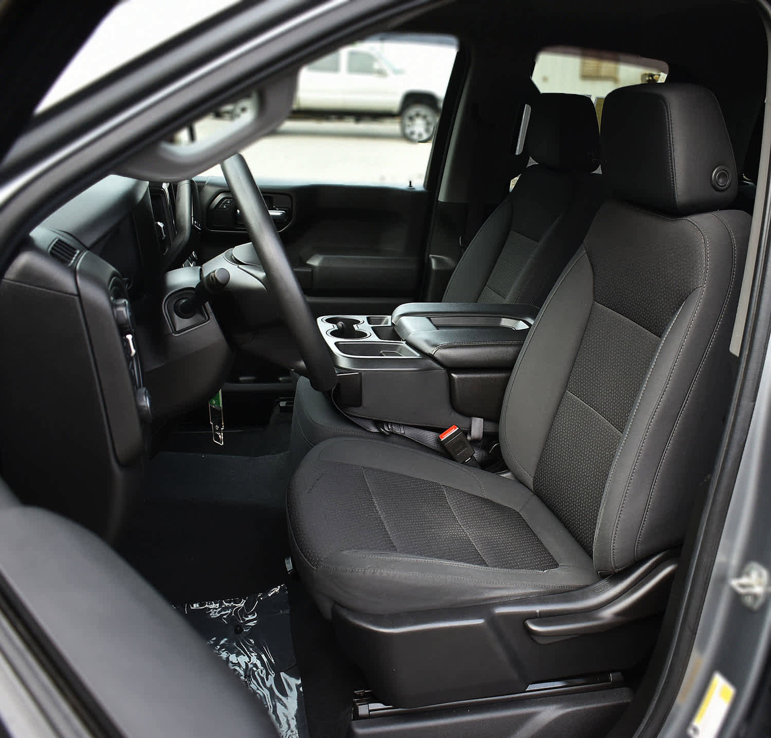 Used 2020 Chevrolet Silverado 1500 Custom w/ Custom Value Package image 9