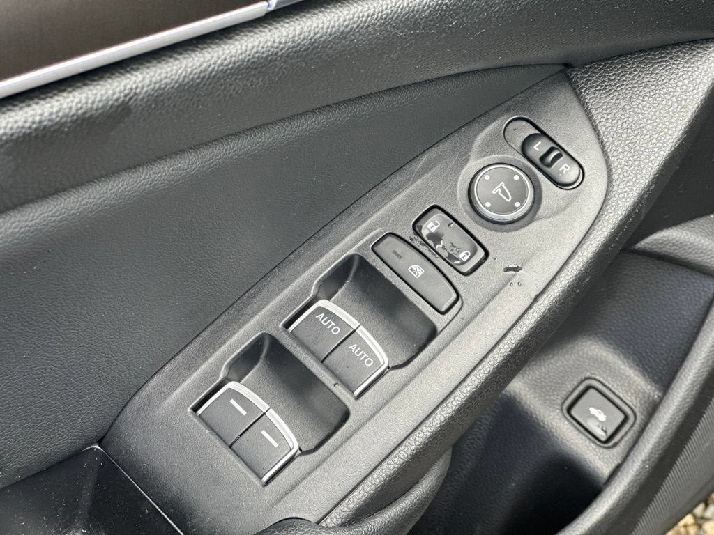 Used 2021 Honda Accord LX image 14