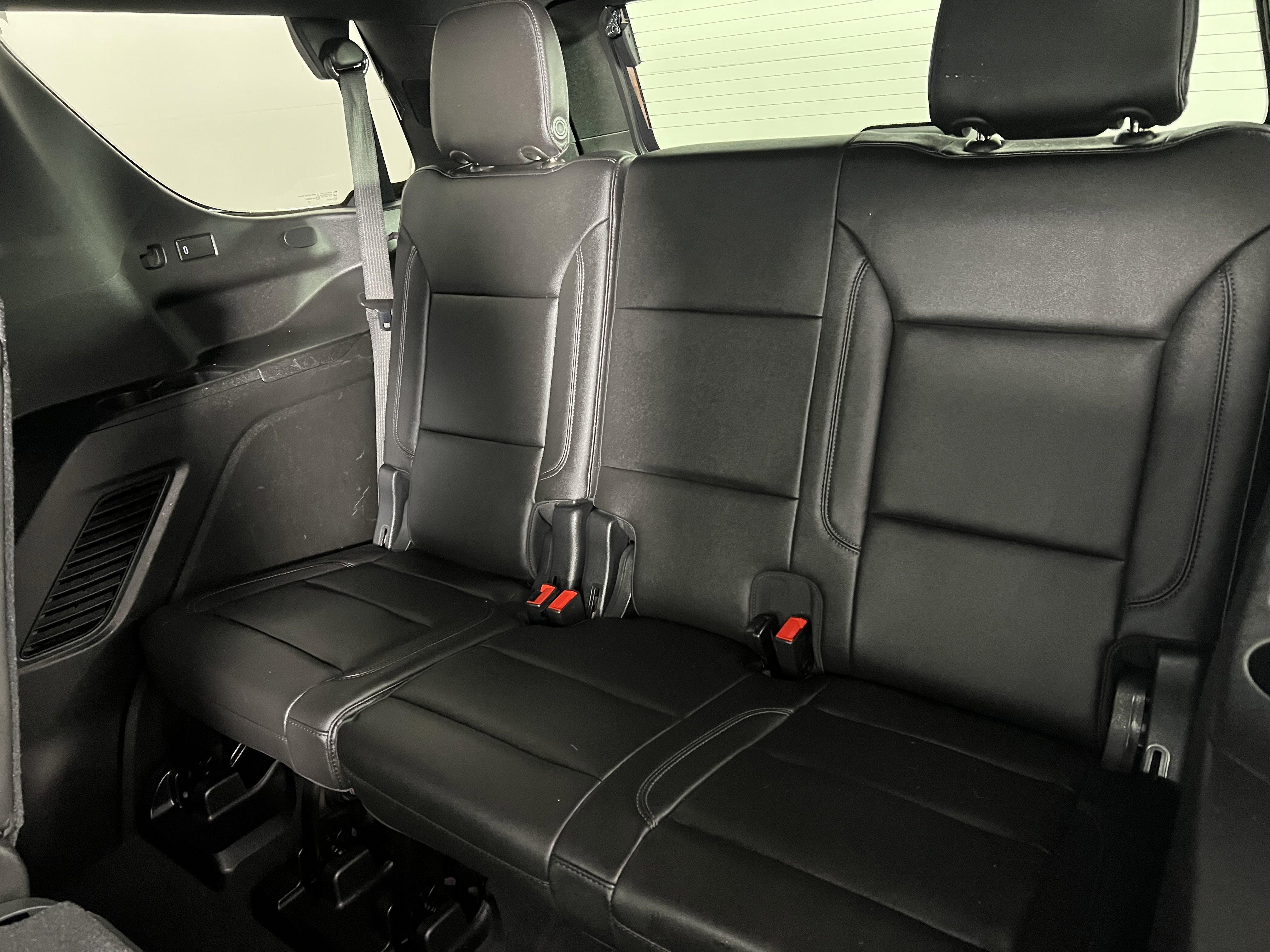 Used 2021 Chevrolet Tahoe Z71 w/ Z71 Signature Package image 19