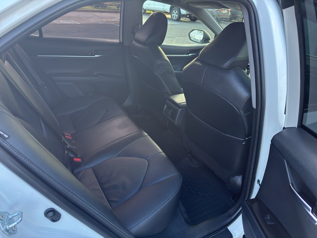 Used 2021 Toyota Camry XSE FWD image 17