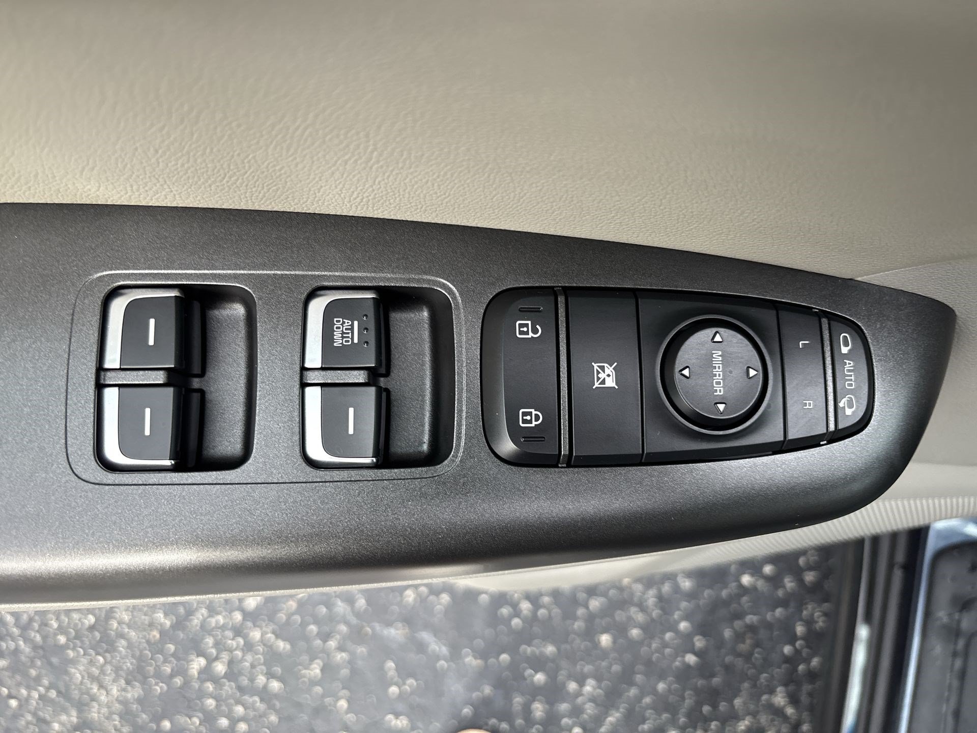 Certified 2022 Kia Sportage Nightfall Edition FWD image 15
