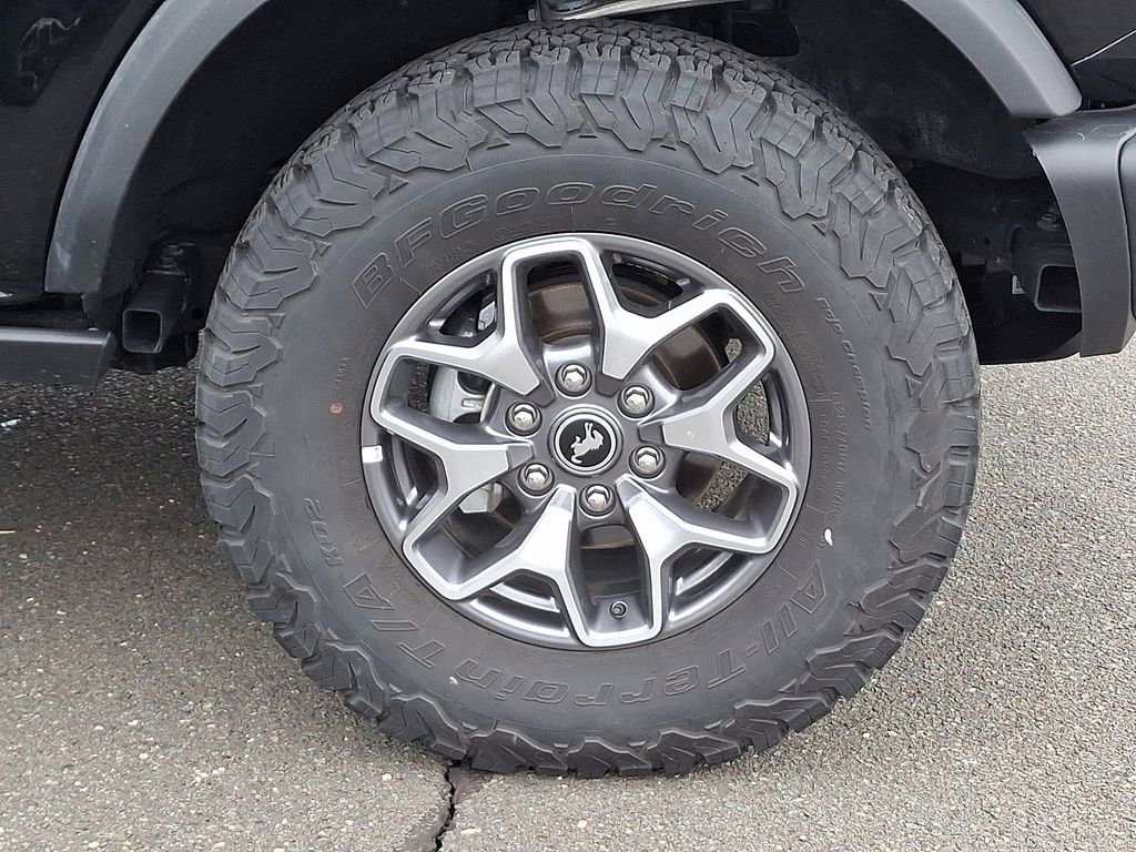 Certified 2025 Ford Bronco Badlands image 8