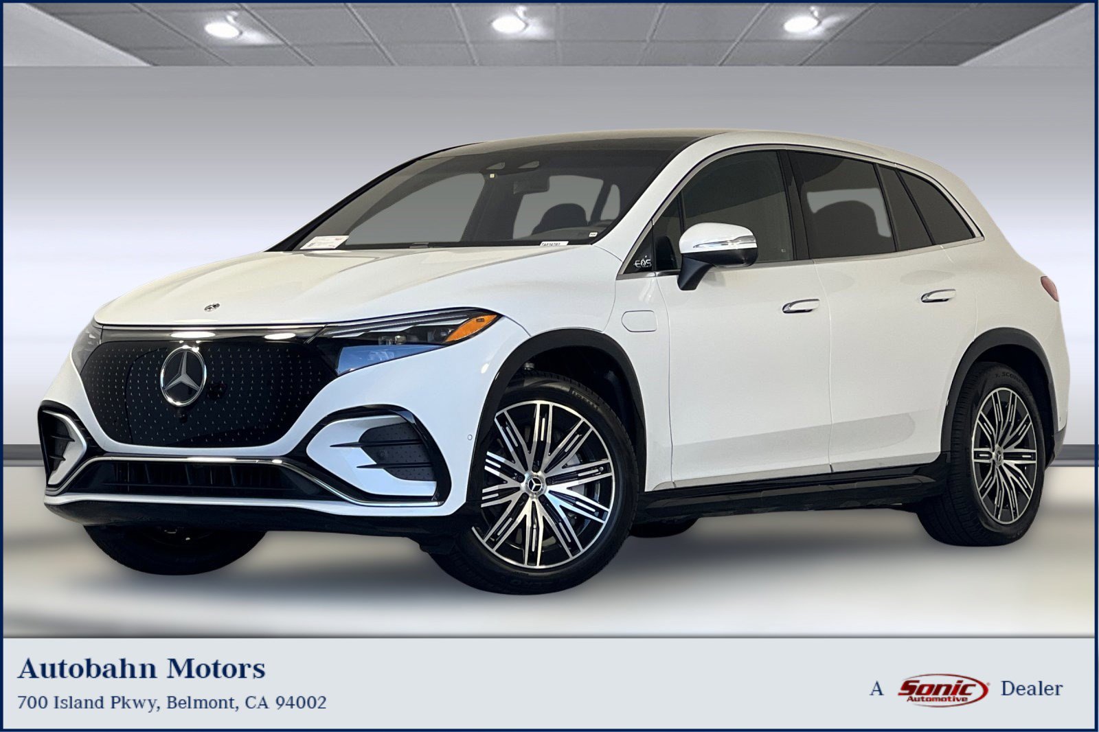 New 2026 Mercedes-Benz EQS 550 4MATIC SUV image 1