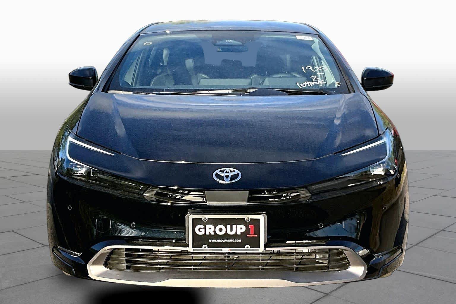 New 2026 Toyota Prius XLE FWD image 3