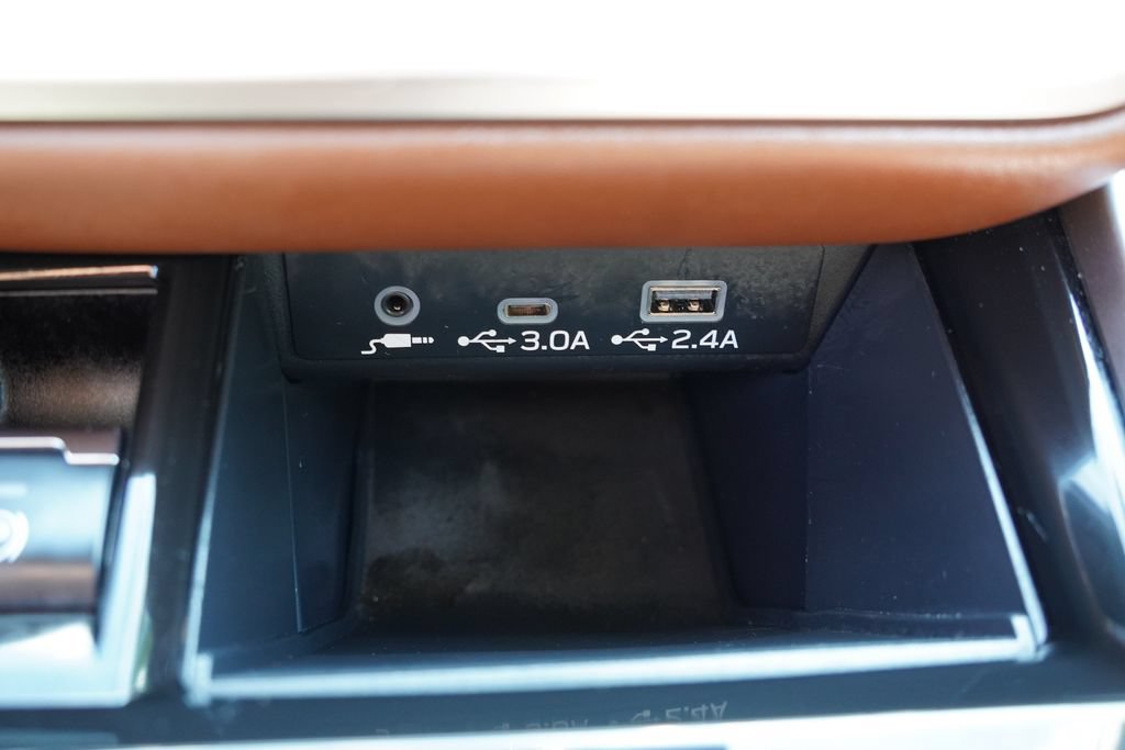 Used 2025 Subaru Outback Touring AWD/4WD image 33