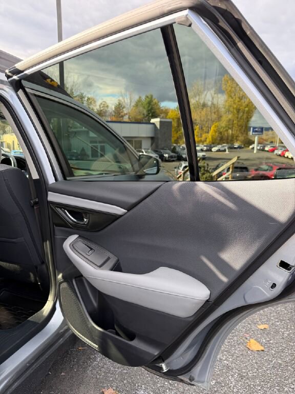 Used 2021 Subaru Outback Premium image 18