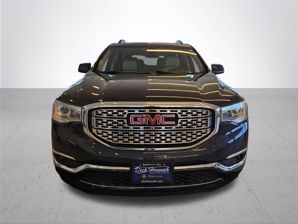 Used 2018 GMC Acadia Denali w/ LPO, Cargo Package image 3