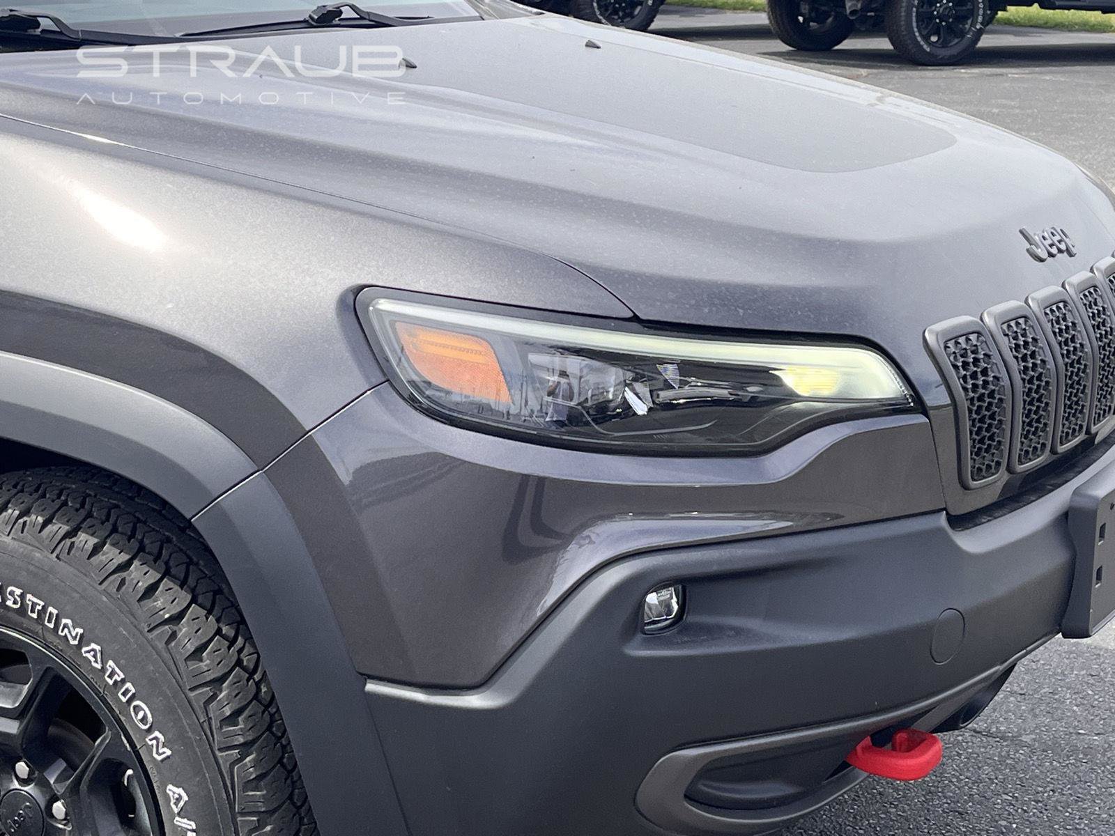 Used 2022 Jeep Cherokee Trailhawk w/ Trailer Tow Group AWD/4WD image 10
