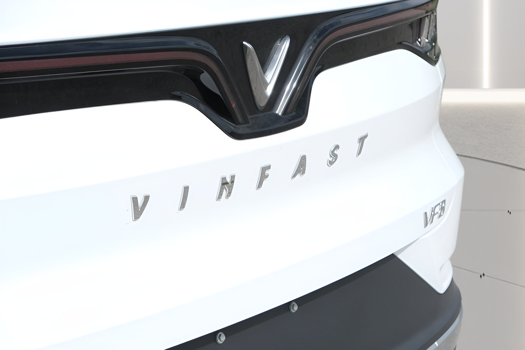 New 2025 VinFast VF 8 Eco AWD/4WD image 31