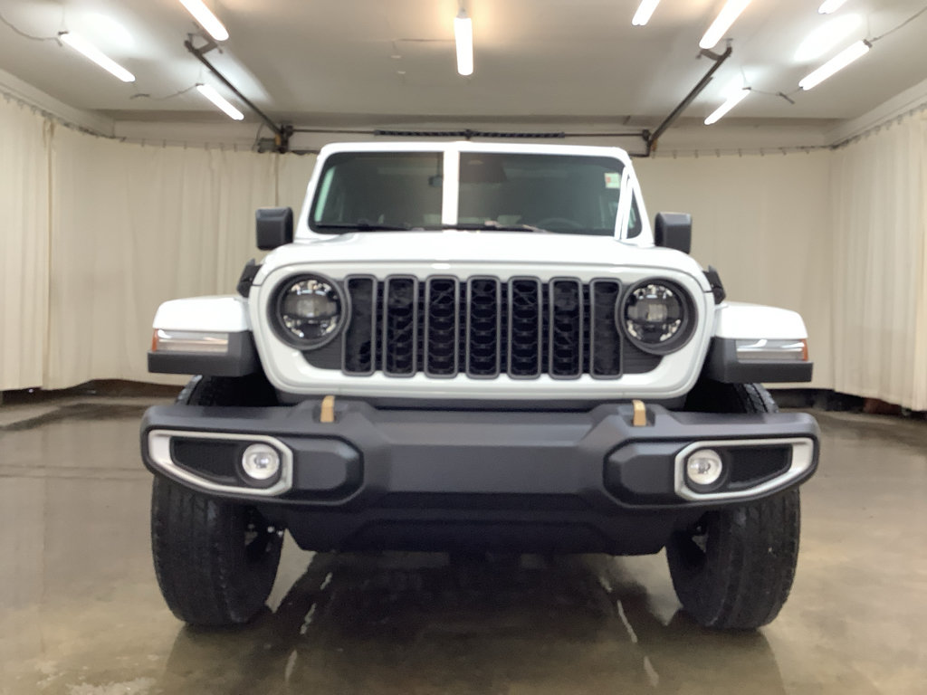 New 2026 Jeep Gladiator Mojave AWD/4WD image 10