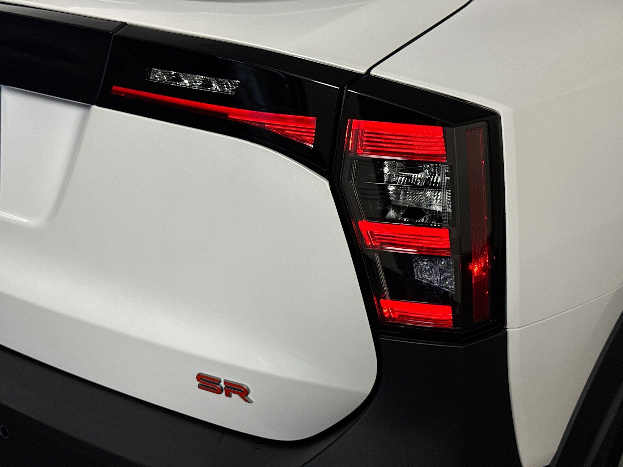 Used 2026 Nissan Kicks SR image 34