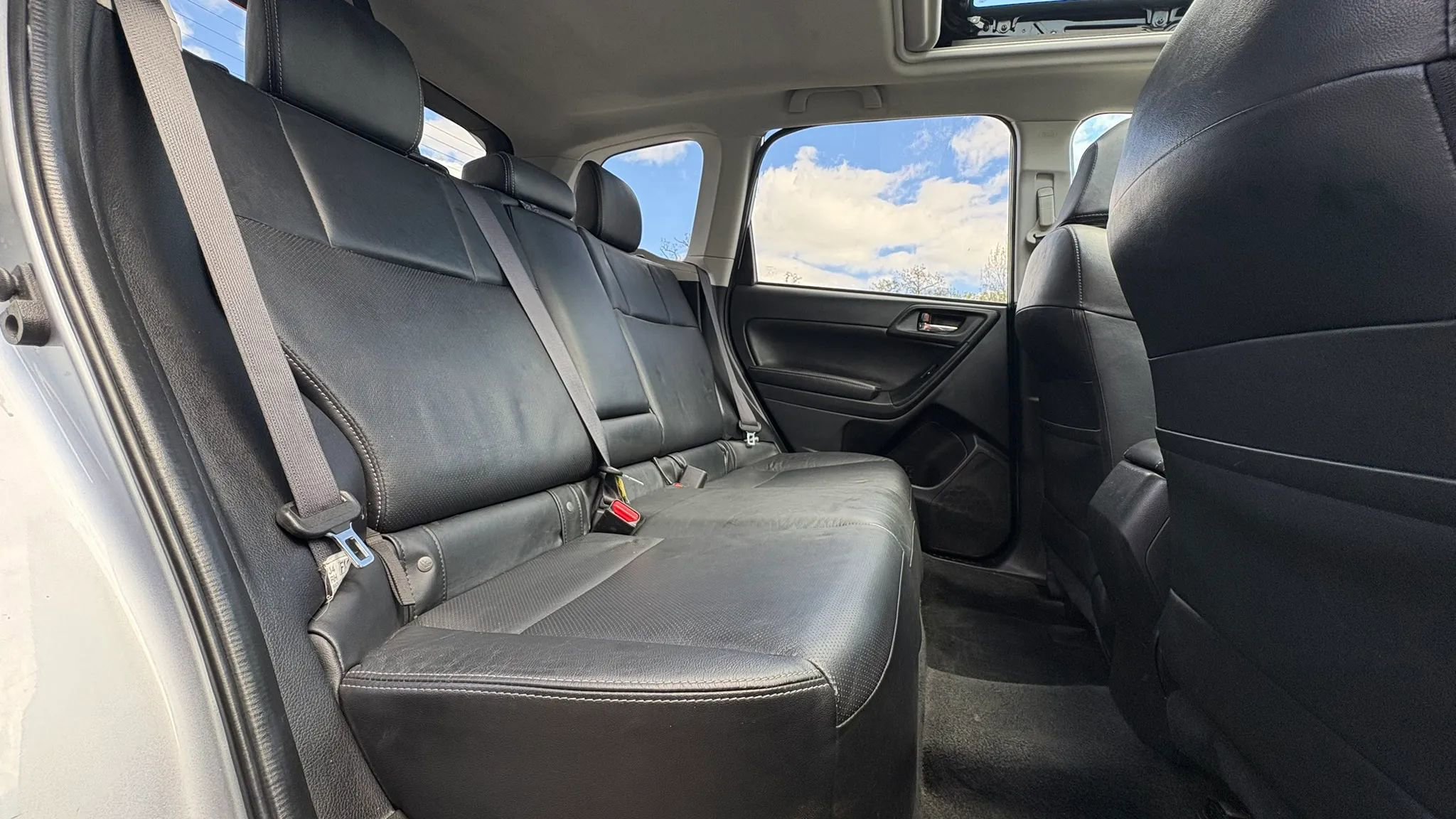 Used 2014 Subaru Forester 2.5i Limited AWD/4WD image 29